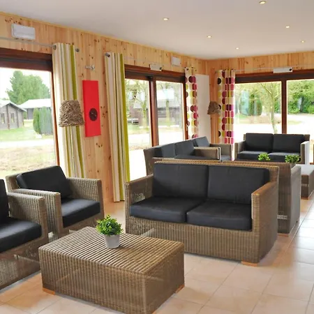 Дом отдыха Chalet De La Lesse Уйе