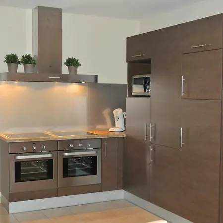 Chalet De La Lesse Дом отдыха Уйе