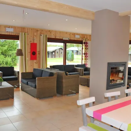 Chalet De La Lesse Сasa de vacaciones